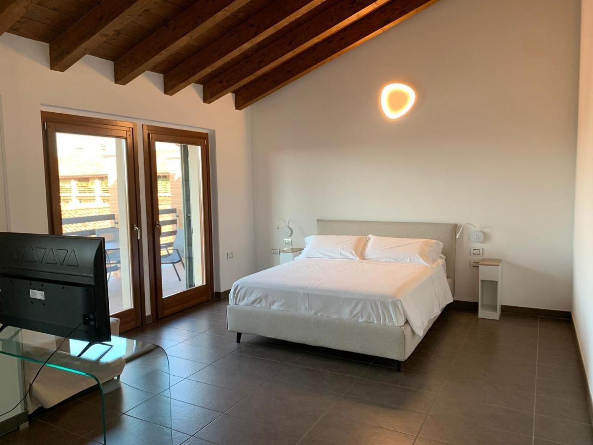 Bes Residence Bergamo Polaresco Екстер'єр фото