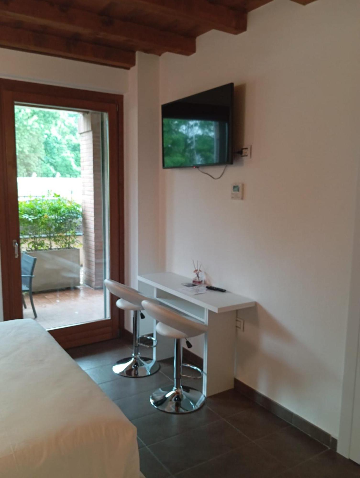 Bes Residence Bergamo Polaresco Екстер'єр фото
